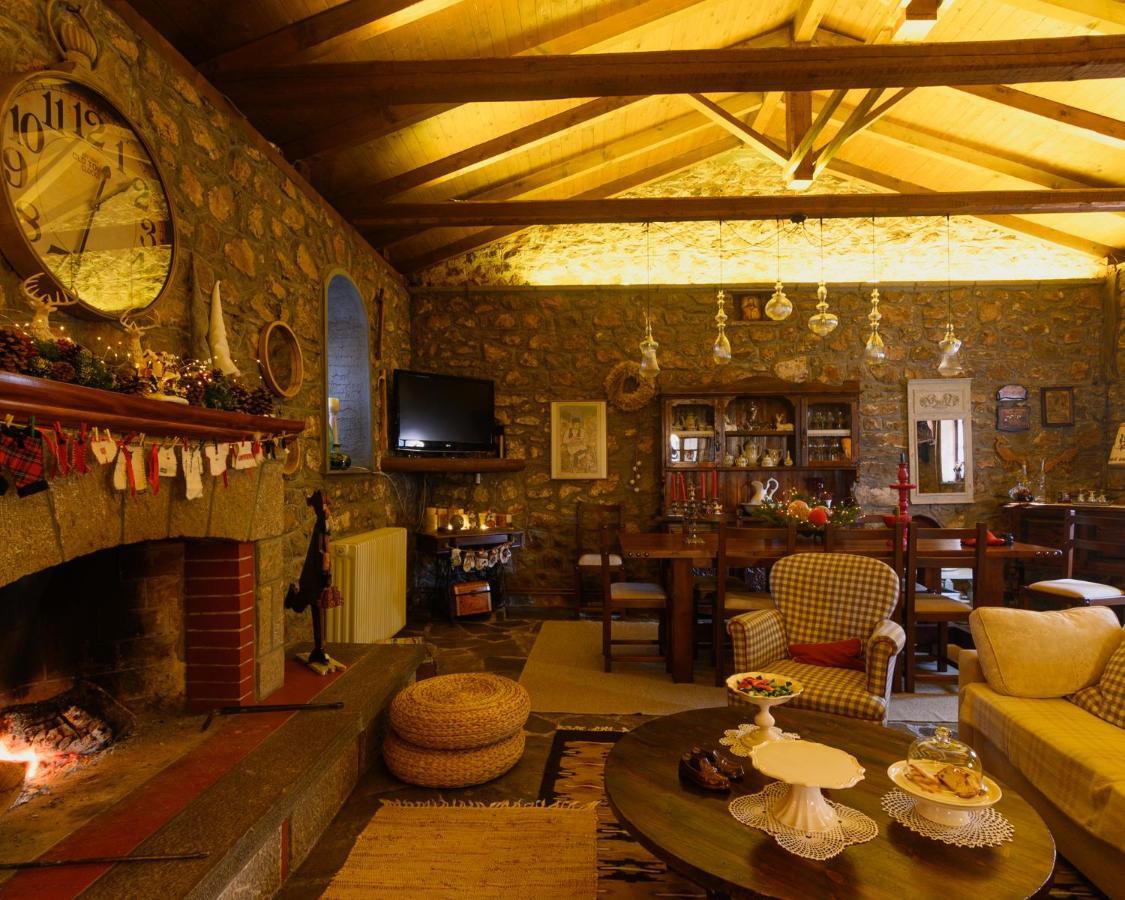 Guesthouse Karahalios Polydrosos Esterno foto